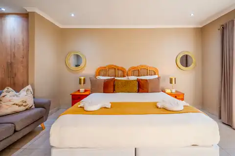 Mangoose Double/Twin Room | Bushbaby Valley Lodge